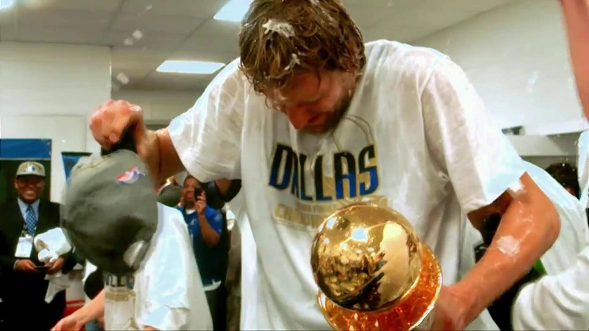 开云网页版登录入口-球场记忆：球迷心中不可磨灭的经典瞬间