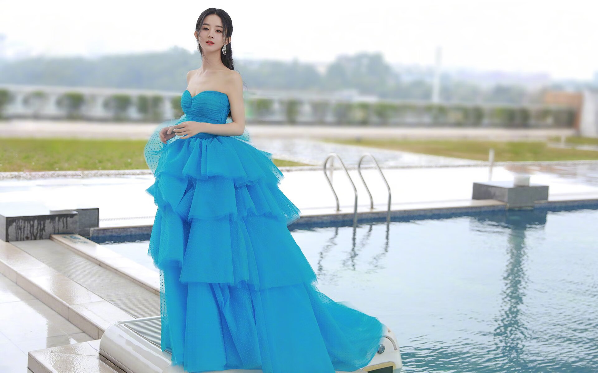 “东部决赛激战正酣,谁将夺冠之路?`,东部决赛是哪两队