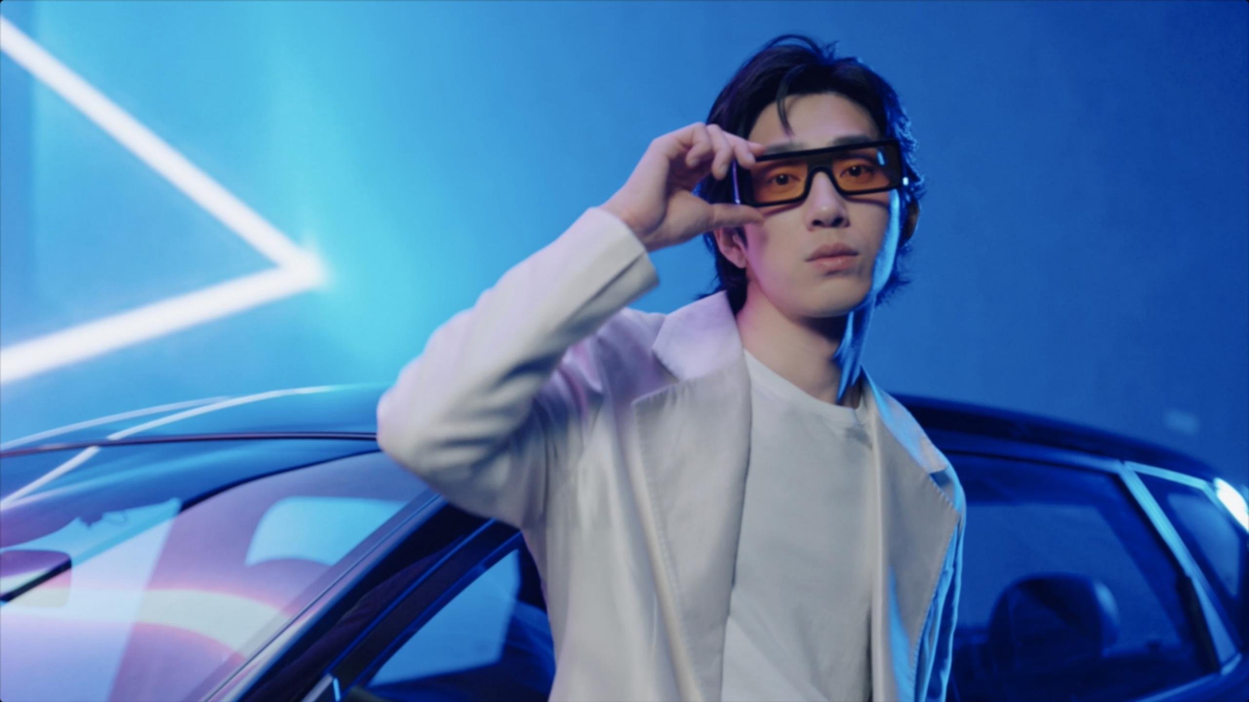 教练组临场调整迅速应对节奏变化，著名教练的临场发挥